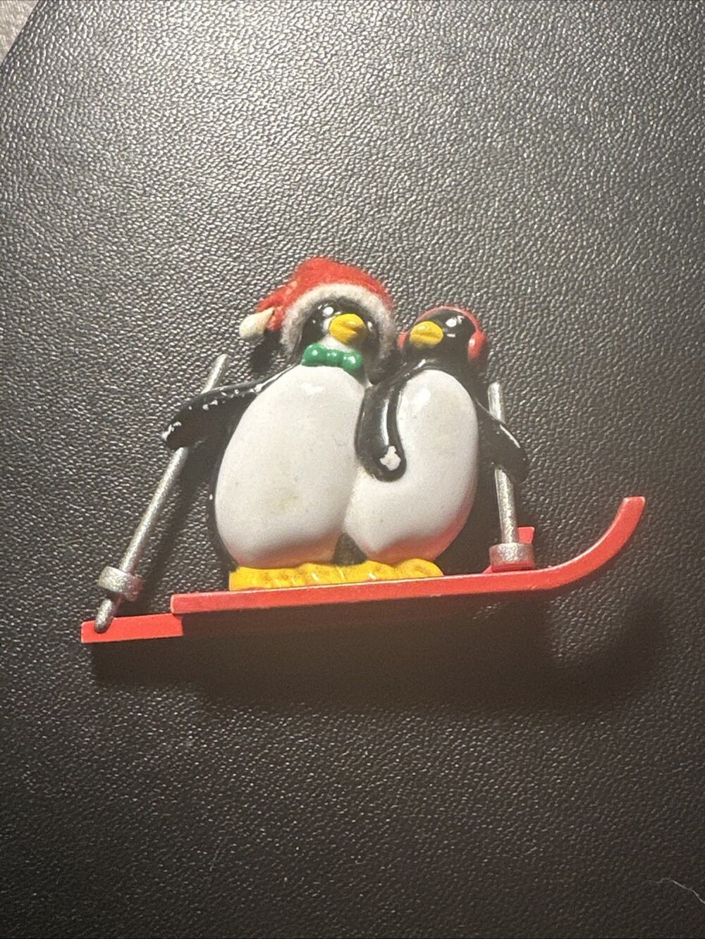 Vintage Avon "Hit The Slopes" Skiing Penguins Penguin Brooch Pin Skis Christmas